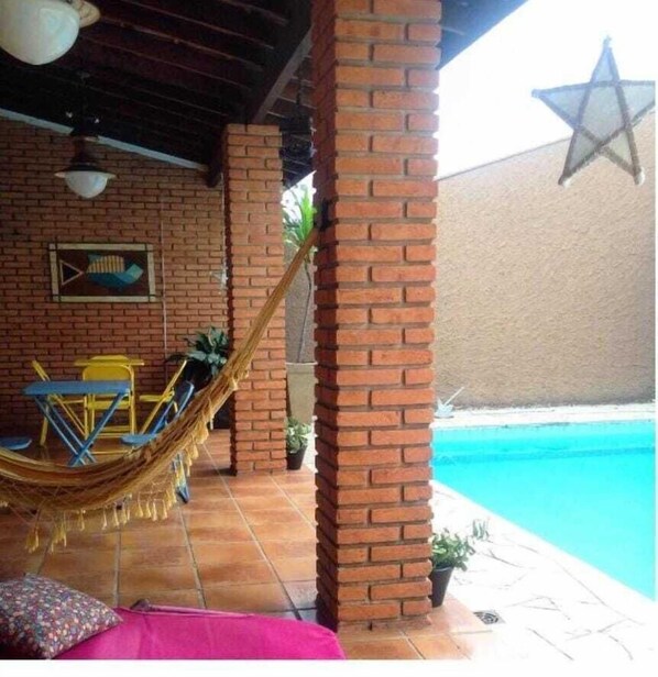 Flat-screen TV - Ipê Rosa Hotel (Bauru)