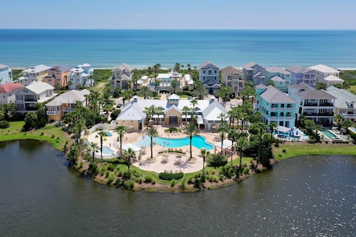 Oceanfront 6 Bedroom Heated Pool Home in Cinnamon Beach! Barefoot Sands!!