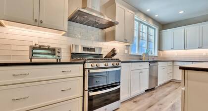 New Build, Vaulted Ceilings, & Wildlife Activity!