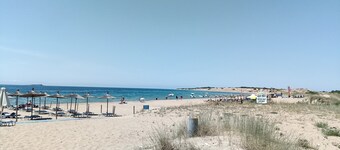 Hella's Cozy Studios, Only 50 meters from Lovely Sandy Beach