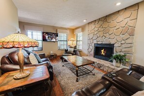 Stuga - 5 sovrum | Vardagsrum