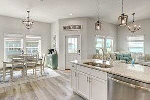 Casa, 3 quartos | Cozinha privada | Geladeira, fogão, cooktop, cafeteira/chaleira