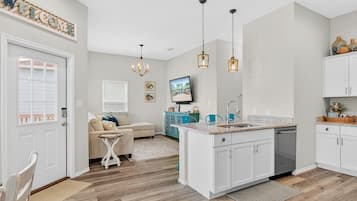 Hus, 3 soverom | Oppholdsområde | Smart-TV og strømmetjenester