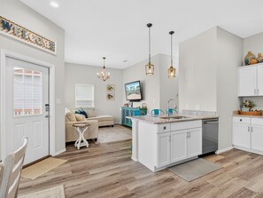 House, 3 Bedrooms | Living area | Smart TV, streaming services