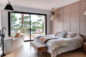 5 chambres, bureau, fer et planche Ă repasser, Wi-Fi gratuit