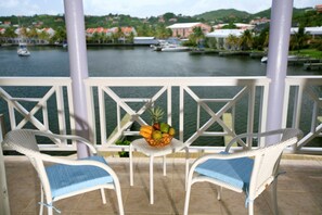 Perhehuoneisto, 3 makuuhuonetta | Terassi/patio