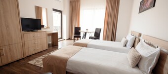 Aparthotel Punct pe i