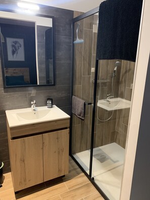 Dusche, Haartrockner