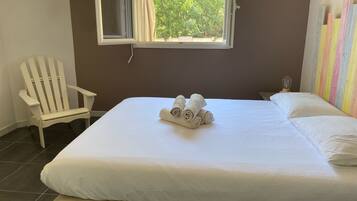 3 chambres, lit parapluie, Wi-Fi, draps fournis