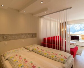 Desk, free WiFi - Haus Cristal  (Leukerbad)
