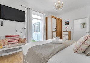 2 Schlafzimmer, Bügeleisen/Bügelbrett, kostenloses WLAN, Bettwäsche