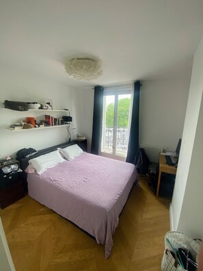 3 chambres, fer et planche à repasser, Wi-Fi gratuit, draps fournis