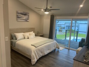 4 bedrooms, desk, iron/ironing board, travel cot