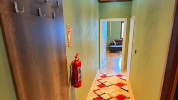 Luxury Apartment, Multiple Beds | 1 bedroom, soundproofing, bed sheets