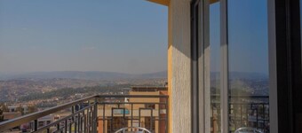 Green View Apartment