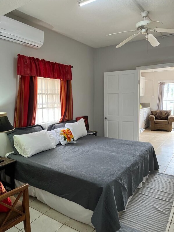 1 phòng ngủ, phòng cách âm, bàn ủi/dụng cụ ủi quần áo