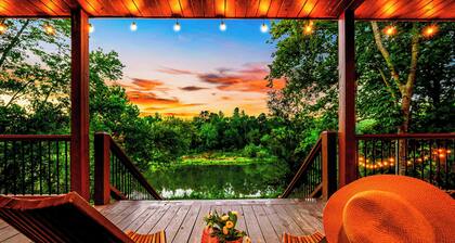 Riverfront Retreat | Fish, Kayaking & Hot Tub