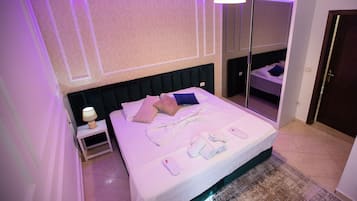 Standard Twin Room | Egyptian cotton sheets, premium bedding, in-room safe, desk