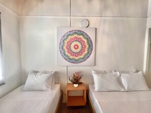 Superior Triple Room | Free WiFi, bed sheets - Hostal Casa Guadalupe (Medellín)