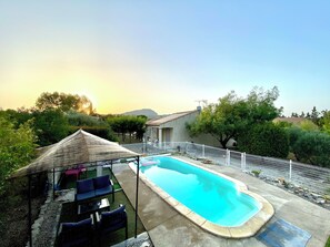 Piscine extérieure