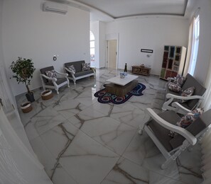 Hall