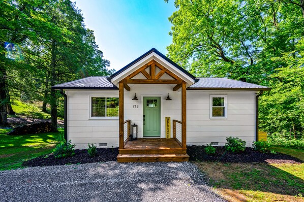 المنشأة من الخارج