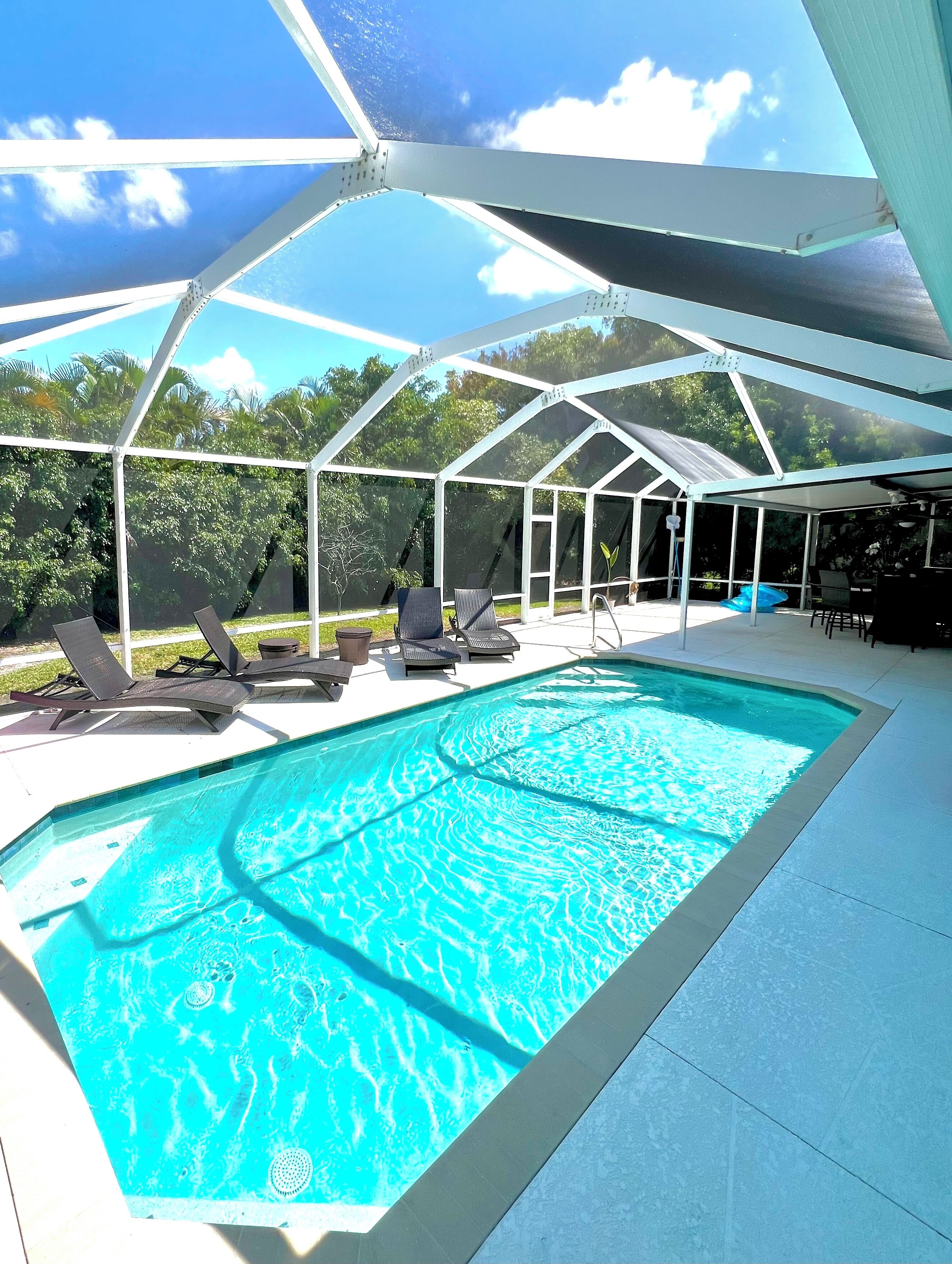 Piscine extérieure, piscine chauffée