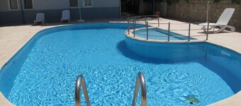 3 minutes to the centrum ,Relax and Quite