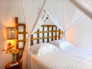 1 habitación, decoración personalizada y muebles diferentes
