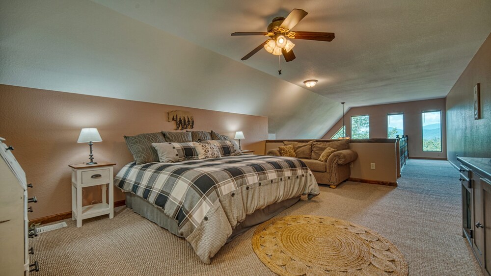 Sweet Hibernation Fireplace 2 Master Suites Hiawassee Vrbo