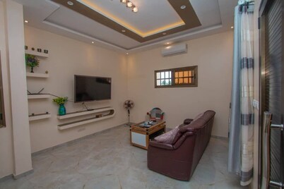 Appart Romantique à 2 Minutes de L'aéroport International