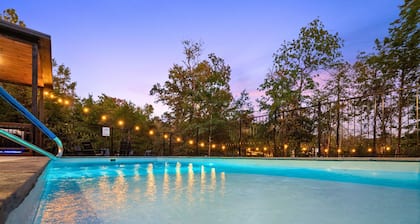 Luxury Cabin with Pool, Stocked Pond, Hot Tub