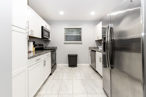 Mikrowelle, Ofen, Herdplatte, GeschirrspĂŒler