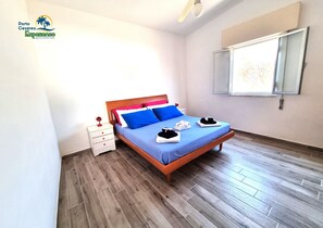 3 Schlafzimmer, Bügeleisen/Bügelbrett