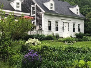 Exterior - Charming barn in lovely Surry with AC, WiFi (Surry)