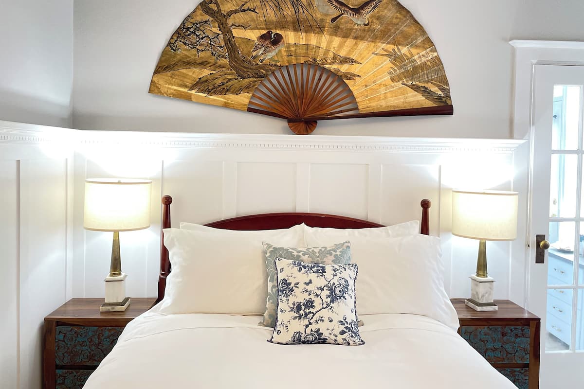 Comfort Apartment | 1 bedroom, blackout curtains, iron/ironing board, free WiFi
