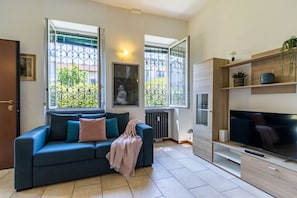 Smart TV - [Sweet Arona] Beautiful Apartment, Netflix - Wi-Fi (Arona)