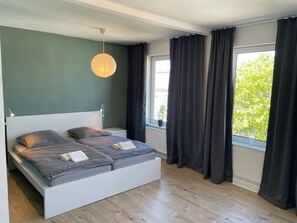2 Schlafzimmer, Bügeleisen/Bügelbrett, kostenloses WLAN, Bettwäsche