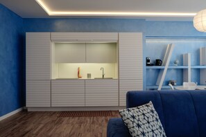 Interior - Great location overlooking the vibrant square Piazza Matteotti, Sarzana SP Italy (Sarzana)