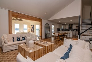 TV connectée, table de tennis de table