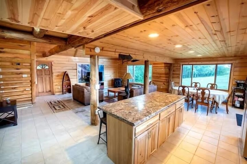 Private Log Home With Sauna And Hot Tub - Mora, MN