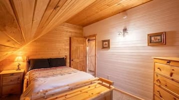5 quartos, Wi-Fi de cortesia, roupa de cama