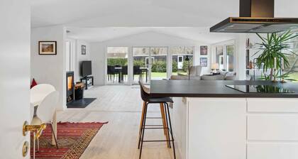 Relaxing sanctuary in desirable area