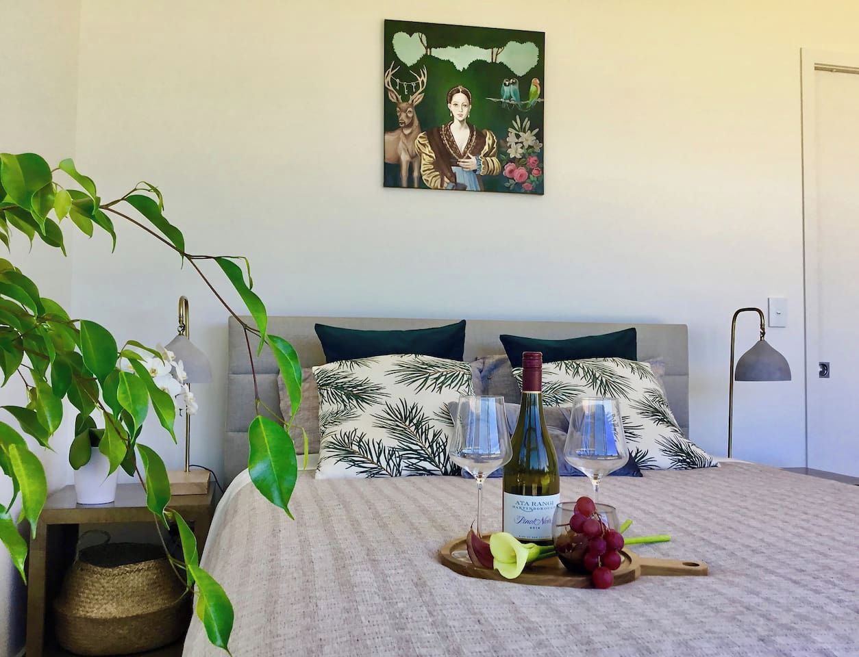 2 bedrooms, iron/ironing board, WiFi (free), bed sheets