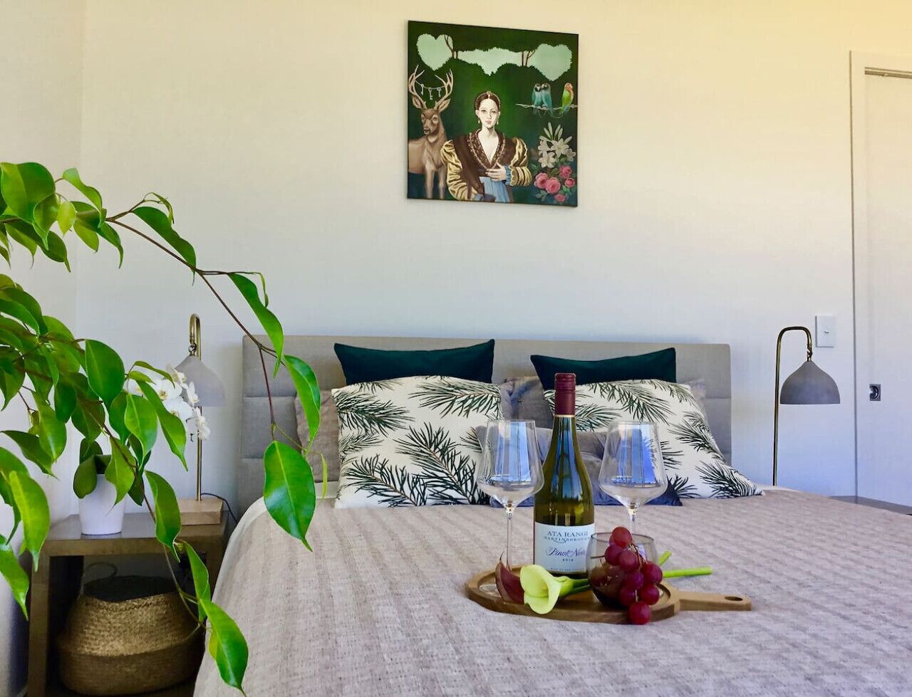2 Schlafzimmer, Schreibtisch, Bügeleisen/Bügelbrett, kostenloses WLAN