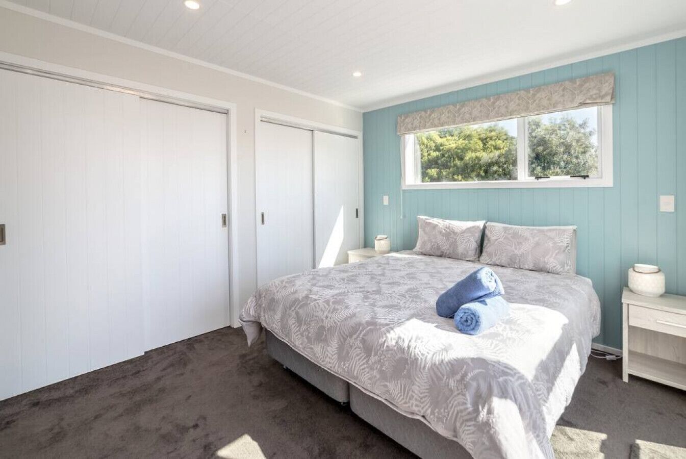 4 Schlafzimmer, Bügeleisen/Bügelbrett, kostenloses WLAN, Bettwäsche