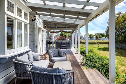 Brooklands Cottage | Bookabach 2025 Bach of the Year