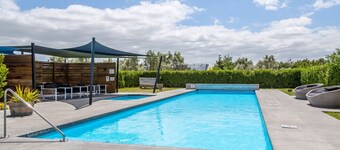 27 Tuscan, Martinborough