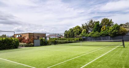 27 Tuscan, Martinborough