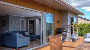 Outdoor area + BBQ